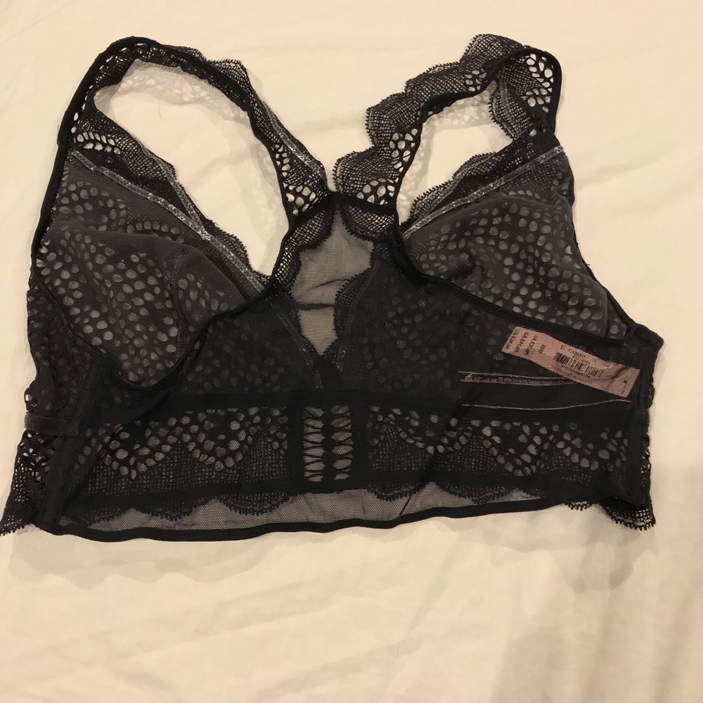Victoria’s Secret Very Sexy Fishnet Lace Bralette - Picture 5 of 6